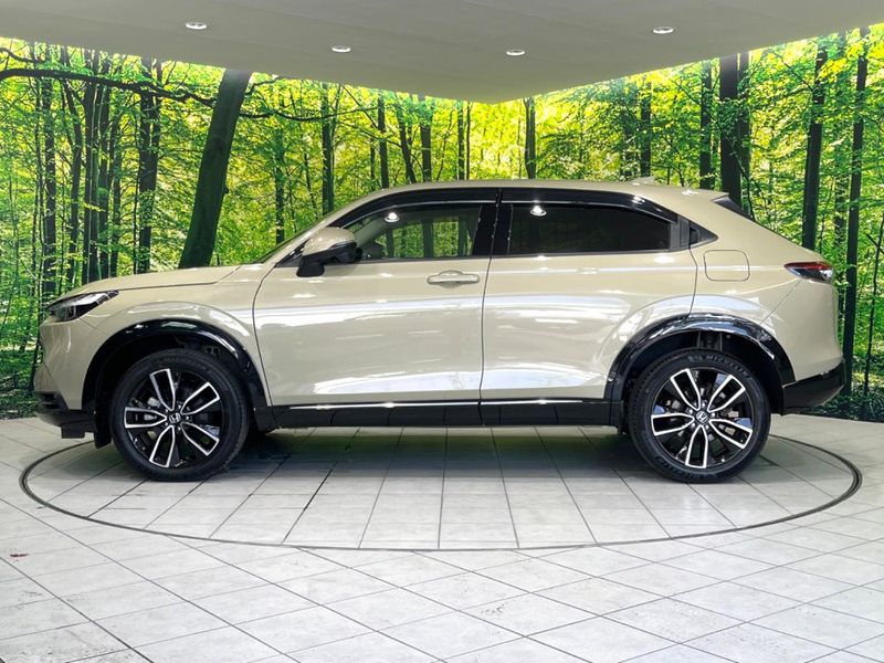 2021 Honda Vezel 6AA-RV5 (UW-6a5d92efe8f6d)[26]