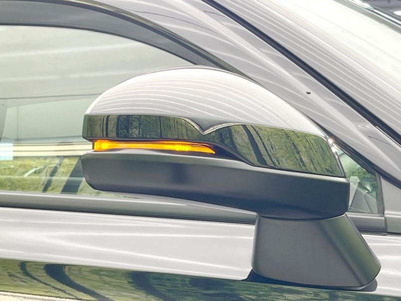 2023 Honda Vezel 6AA-RV5 (UW-6a5d92f6994a8)[14]