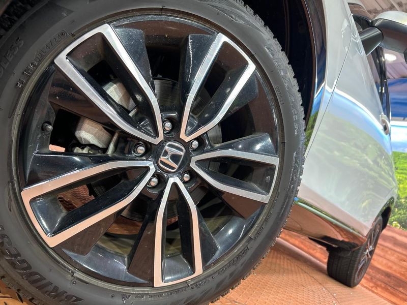 2024 Honda Vezel 6AA-RV5 (UW-6a5d92fb6afd3)[6]