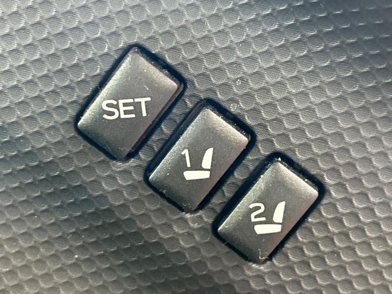2021 Subaru Forester 5AA-SKE (UW-6a5d931bbad8d)[17]