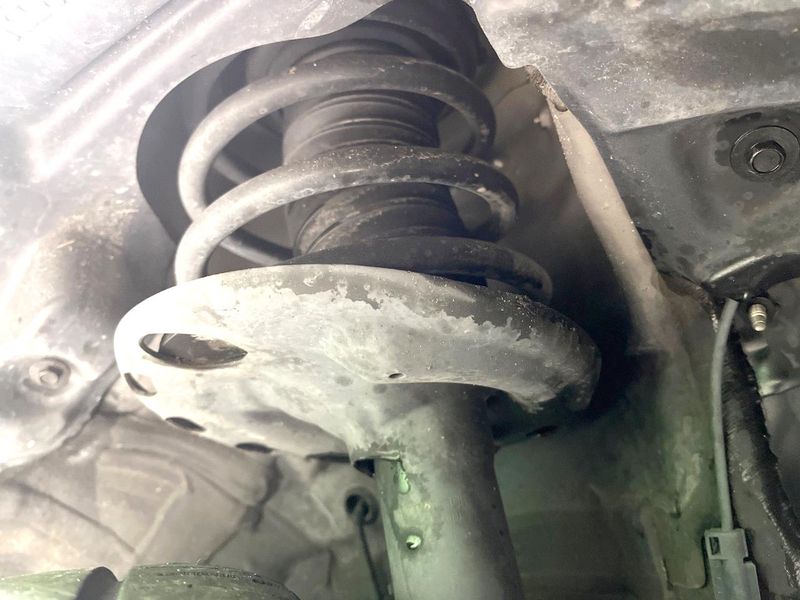2017 Toyota Voxy DBA-ZRR80G (UW-6a5d937b930c0)[7]