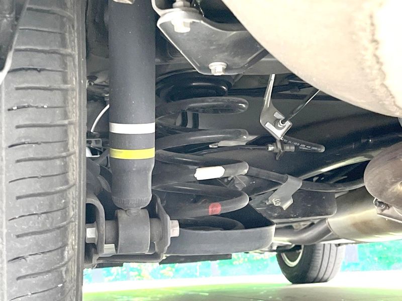 2017 Toyota Voxy DBA-ZRR80G (UW-6a5d937b930c0)[25]