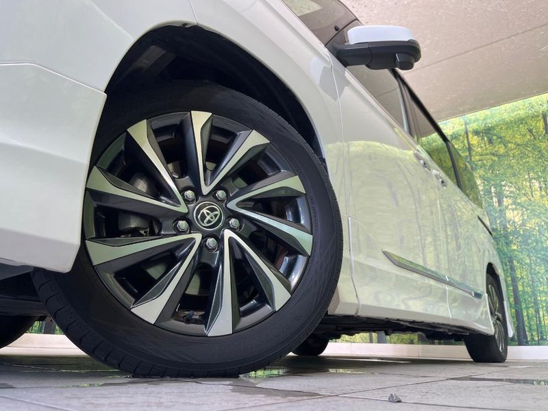 2023 Toyota Voxy 6AA-ZWR90W (UW-6a5d93b6b990c)[7]