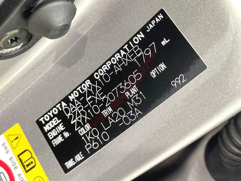 2017 Toyota C-HR DAA-ZYX10 (UW-6a5d93bfcc2b3)[1]