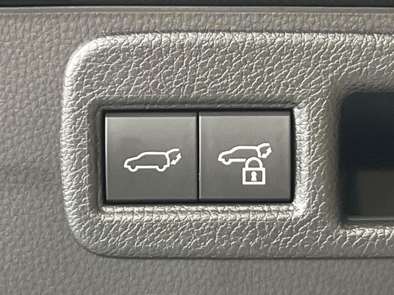 2022 Toyota Harrier Hybrid 6AA-AXUH80 (UW-6a5ee1b24958f)[13]