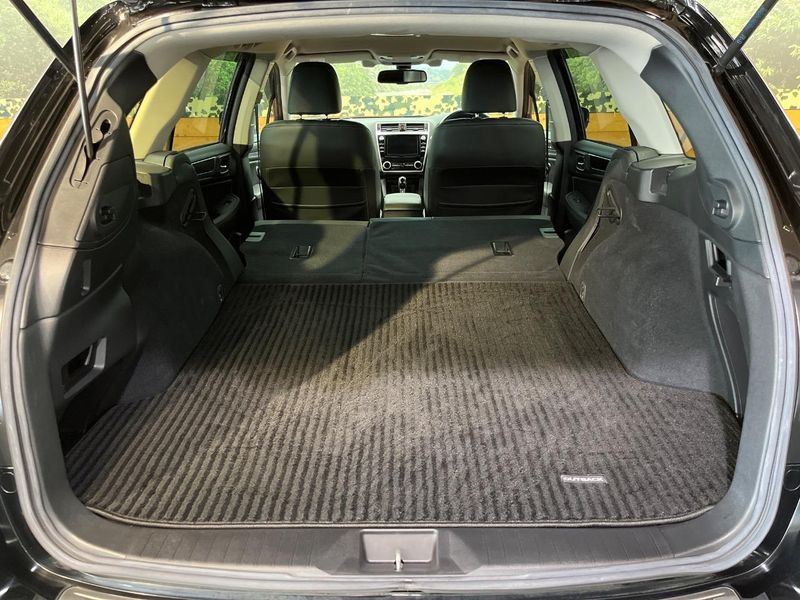 2017 Subaru Legacy Outback DBA-BS9 (UW-6a5ee1fe01c6b)[11]