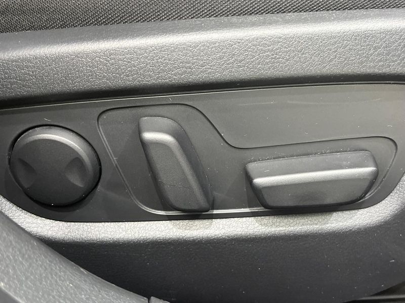 2021 Mazda CX-30 3DA-DM8P (UW-6a5ee215d7408)[4]