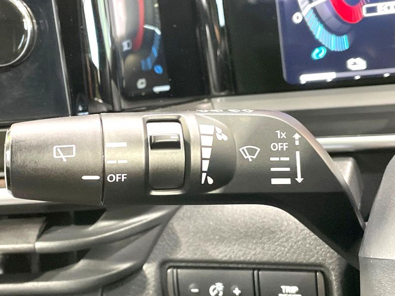 2021 Nissan Aura 6AA-FE13 (UW-6a5ee22aa9549)[24]