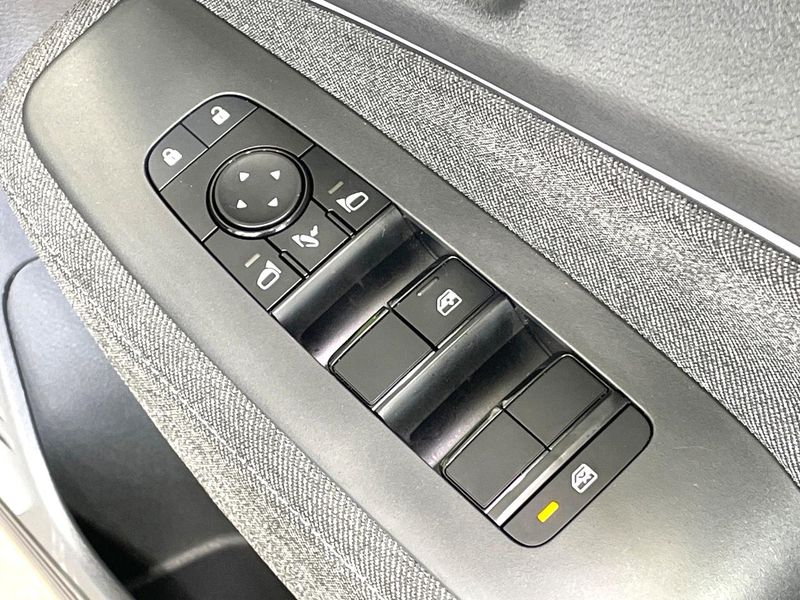 2021 Nissan Aura 6AA-FE13 (UW-6a5ee22aa9549)[10]