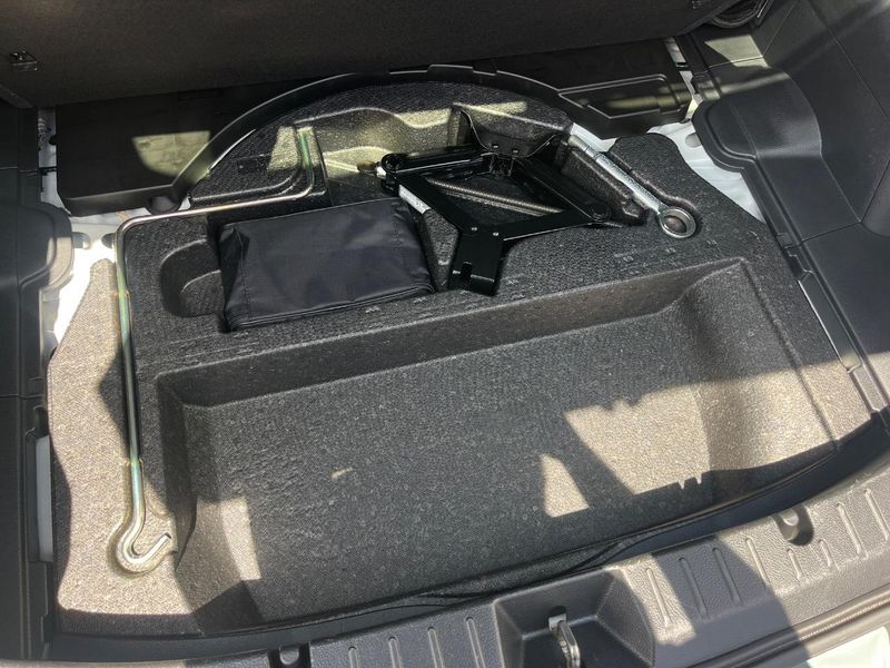 2015 Subaru XV DBA-GP7 (UW-6a5ee25e55ab1)[28]