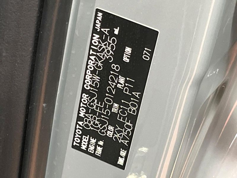 2013 Toyota FJ CRUISER CBA-GSJ15W (UW-6a5ee264e2fcc)[1]