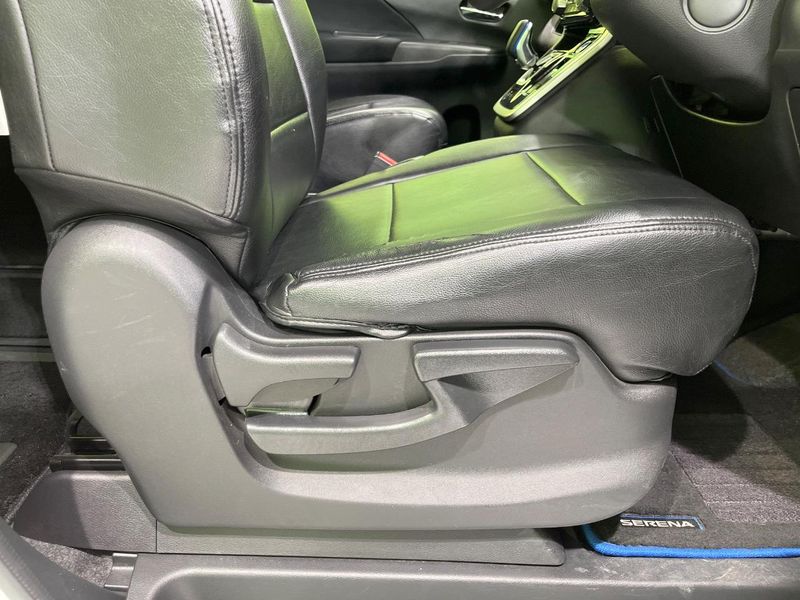2019 Nissan Serena DAA-HFC27 (UW-6a5ee28f86e63)[12]