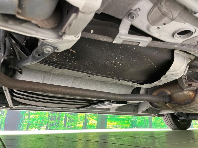 2019 Nissan Serena DAA-HFC27 (UW-6a5ee28f86e63)[18]