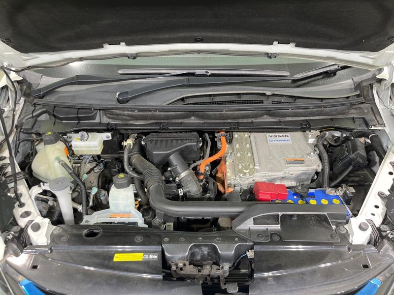 2019 Nissan Serena DAA-HFC27 (UW-6a5ee28f86e63)[9]