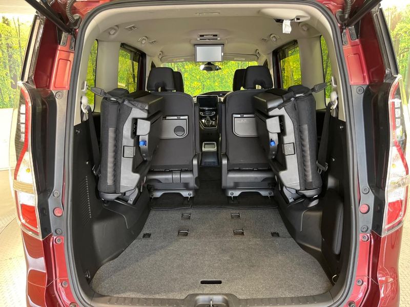 2019 Nissan Serena DAA-HFC27 (UW-6a5ee2906bc1b)[21]