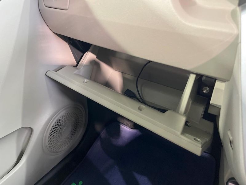 2017 Daihatsu Cast DBA-LA250S (UW-6a5ee32a40cd2)[29]