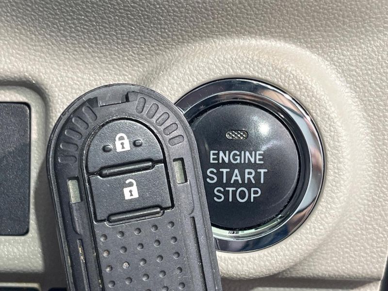 2017 Daihatsu Cast DBA-LA250S (UW-6a5ee32a40cd2)[18]
