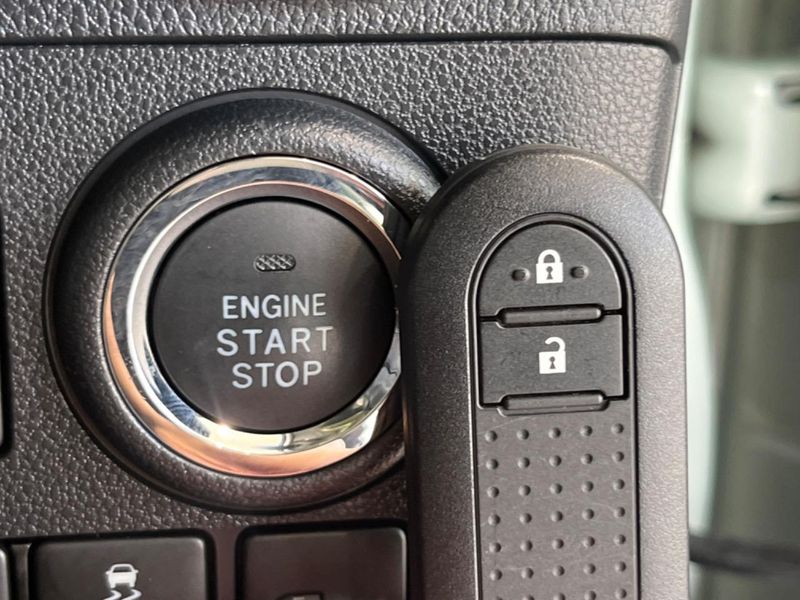 2019 Daihatsu Mira Tocot DBA-LA550S (UW-6a5ee339f2566)[28]