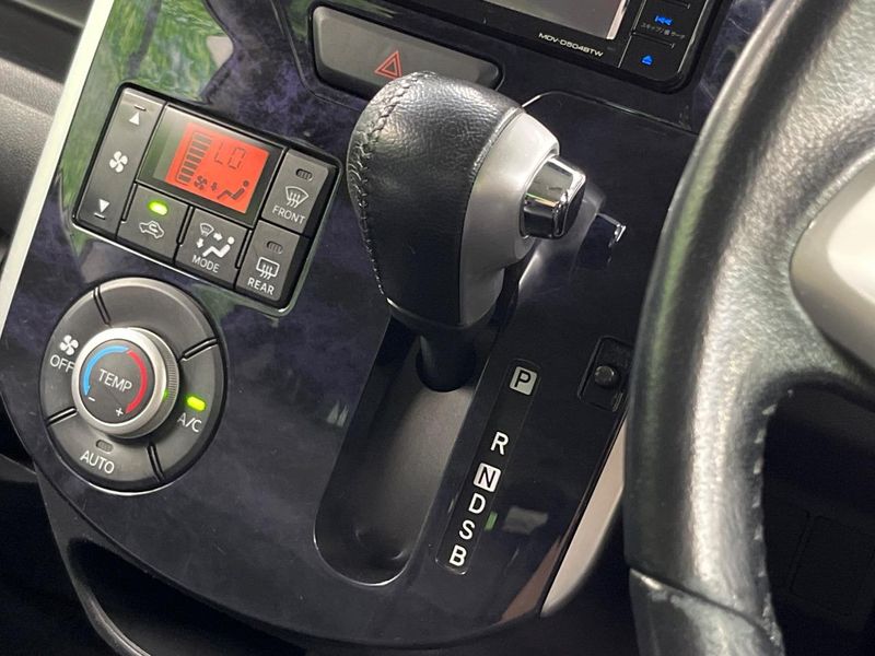 2017 Daihatsu Tanto DBA-LA610S (UW-6a5ee34743d41)[24]