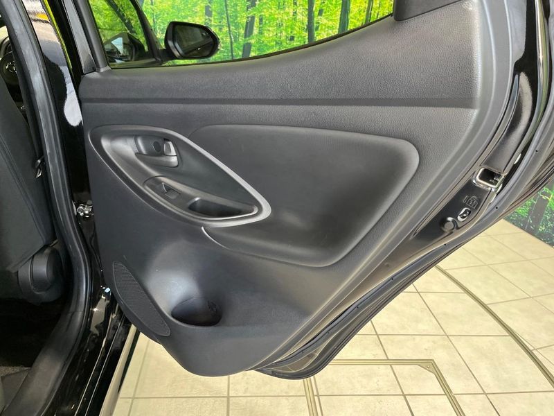 2020 Toyota Yaris 5BA-MXPA10 (UW-6a5ee3f7641ab)[23]