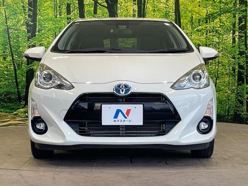 2016 Toyota Aqua DAA-NHP10 (UW-6a5ee43aa81e5)[14]