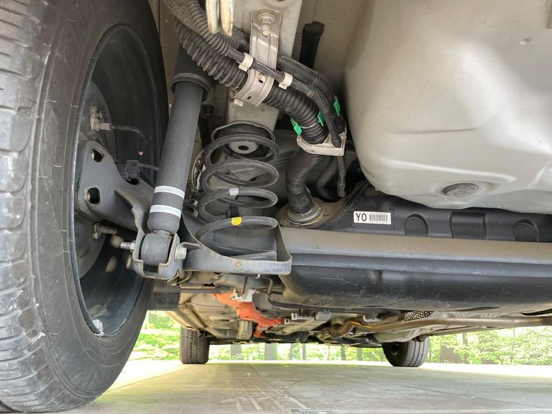 2016 Toyota Aqua DAA-NHP10 (UW-6a5ee43aa81e5)[19]