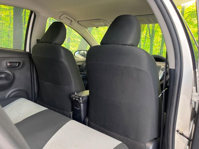 2013 Toyota Aqua DAA-NHP10 (UW-6a5ee43f08082)[21]