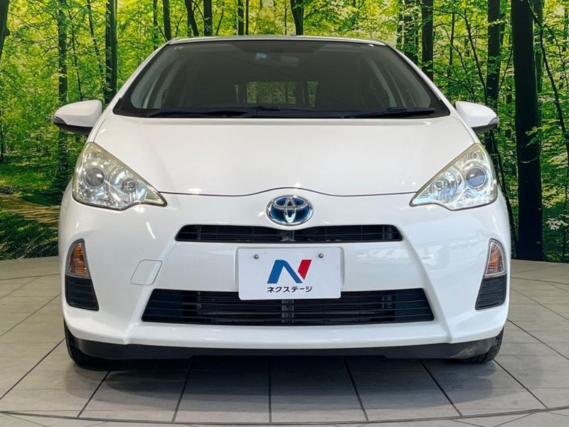 2013 Toyota Aqua DAA-NHP10 (UW-6a5ee43f08082)[4]