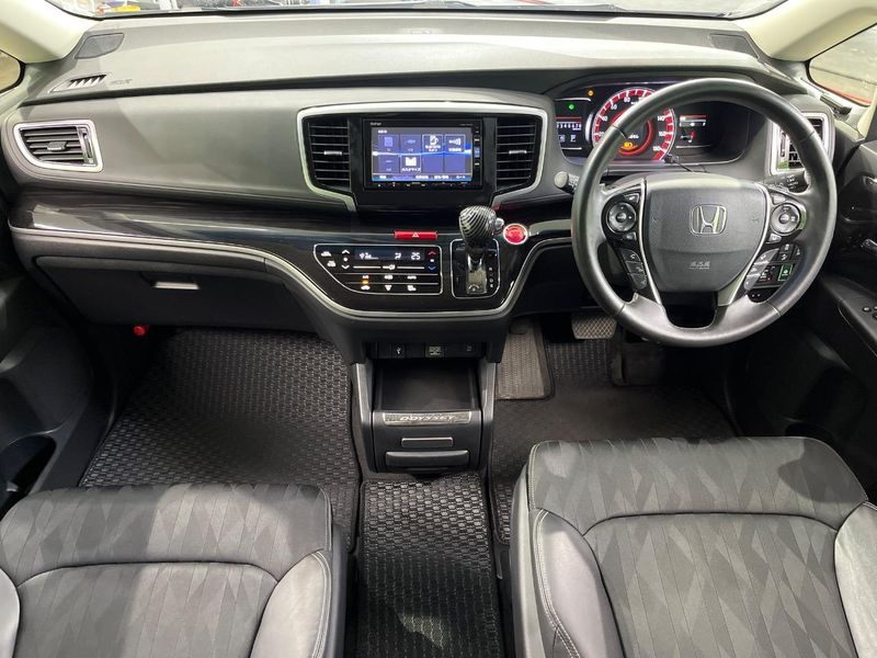 2018 Honda Odyssey DBA-RC2 (UW-6a5ee45c62174)[19]