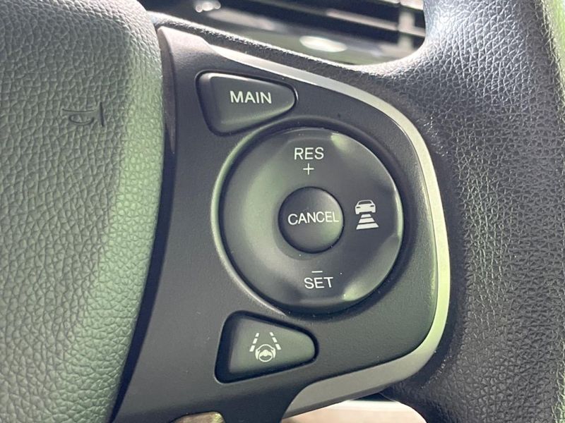 2015 Honda Step Wagon DBA-RP1 (UW-6a5ee461e8ad7)[23]