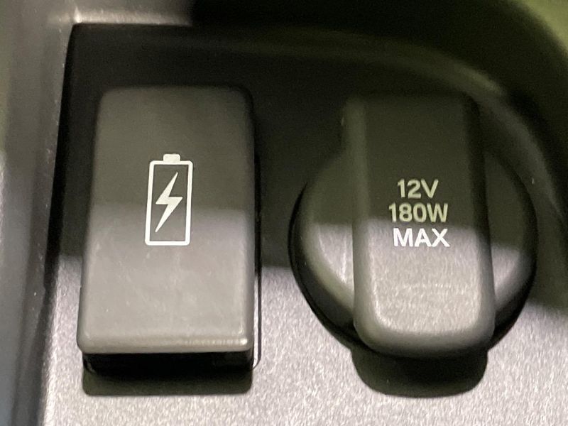 2022 Honda Step Wagon 6AA-RP8 (UW-6a5ee4643ff9d)[7]