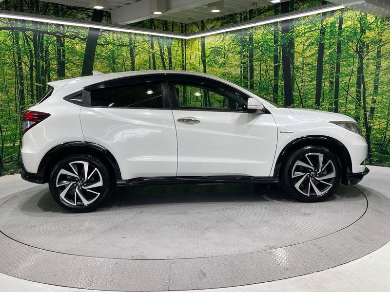 2016 Honda Vezel DAA-RU3 (UW-6a5ee46929014)[16]