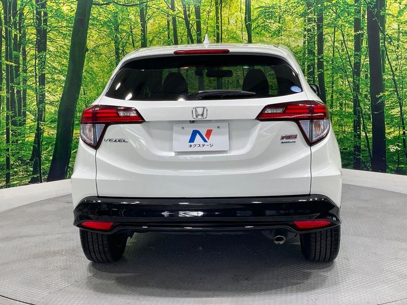 2016 Honda Vezel DAA-RU3 (UW-6a5ee46929014)[18]