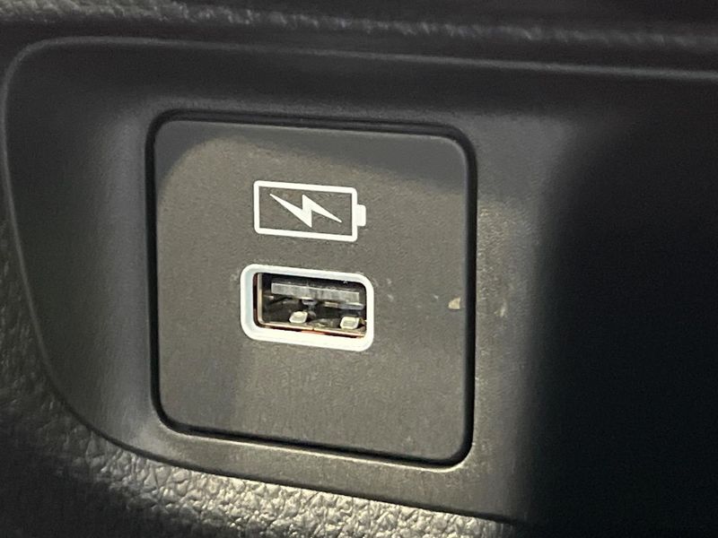 2021 Honda Vezel 6AA-RV5 (UW-6a5ee47151fda)[12]