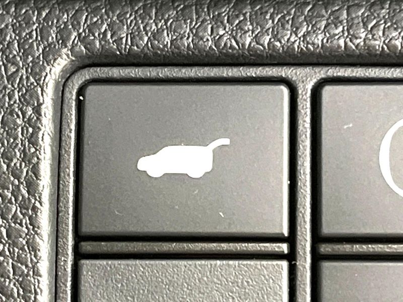 2021 Honda Vezel 6AA-RV5 (UW-6a5ee47499618)[8]
