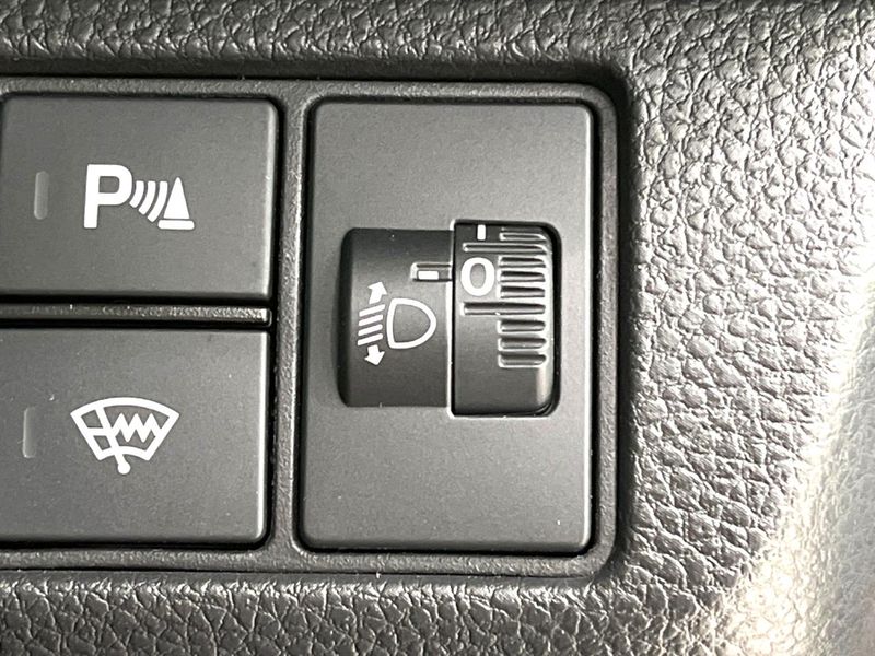 2021 Honda Vezel 6AA-RV5 (UW-6a5ee47499618)[13]