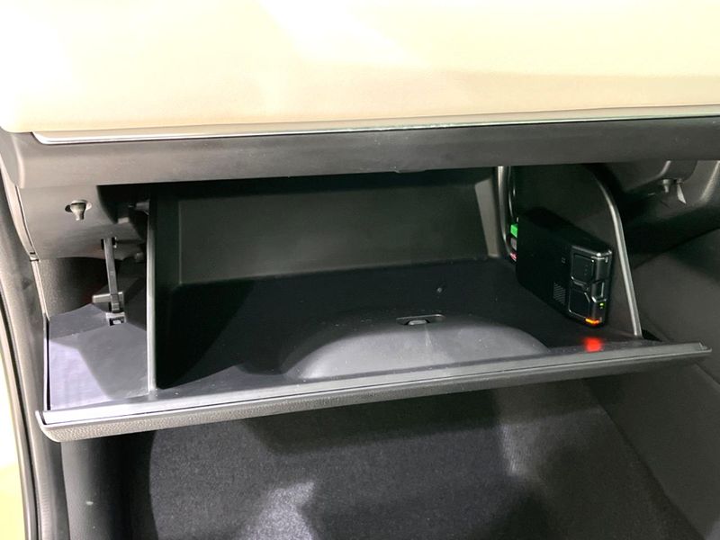 2021 Honda Vezel 6AA-RV5 (UW-6a5ee47499618)[21]