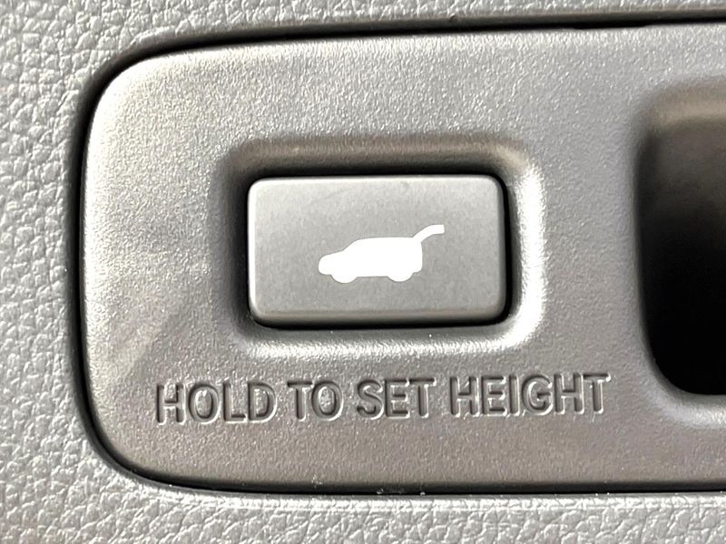 2021 Honda Vezel 6AA-RV5 (UW-6a5ee47499618)[24]