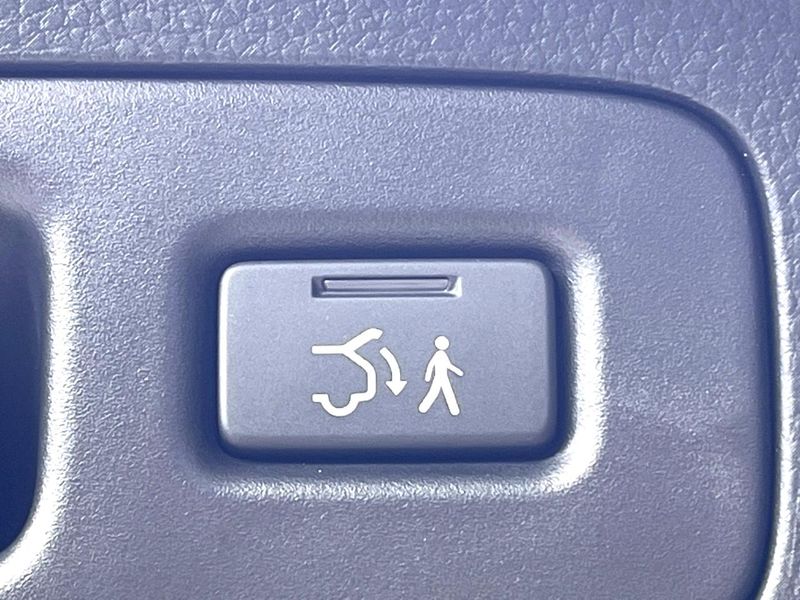 2021 Honda Vezel 6AA-RV5 (UW-6a5ee47499618)[25]