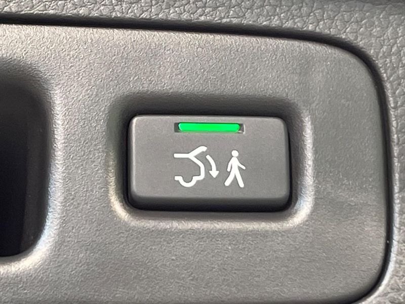 2024 Honda Vezel 6AA-RV5 (UW-6a5ee479a2682)[12]