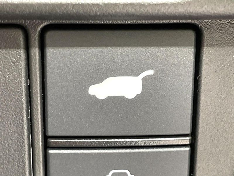 2023 Honda ZR-V 6AA-RZ4 (UW-6a5ee481caeba)[21]
