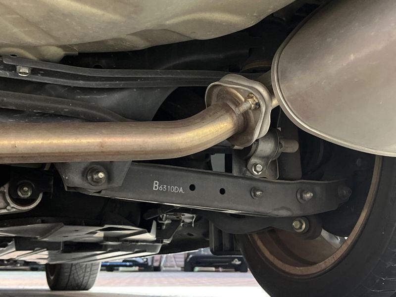 2016 Subaru WRX STI CBA-VAB (UW-6a5ee4b341037)[17]