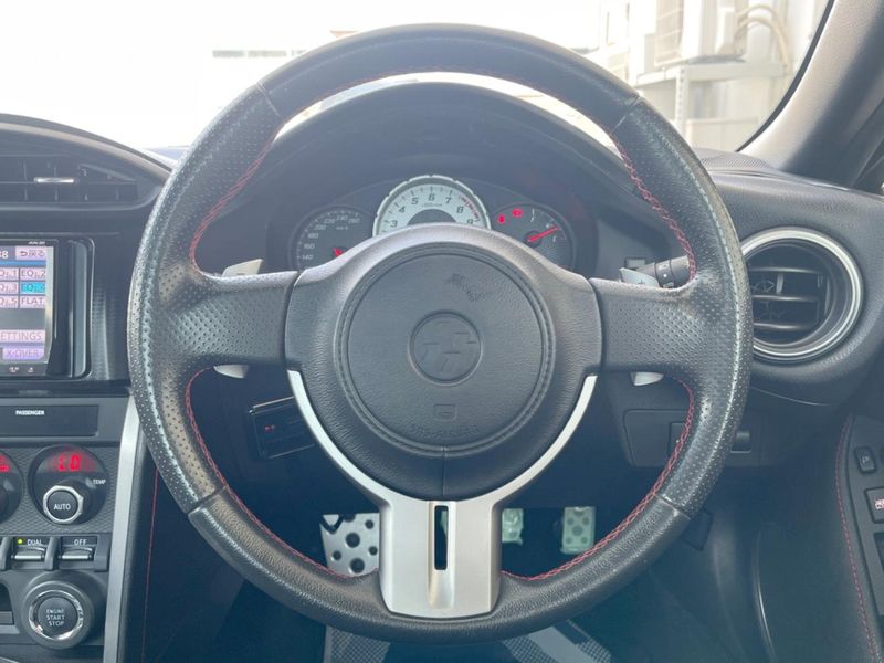 2012 Toyota 86 DBA-ZN6 (UW-6a5ee4f0d84a6)[12]