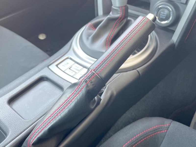 2012 Toyota 86 DBA-ZN6 (UW-6a5ee4f0d84a6)[17]