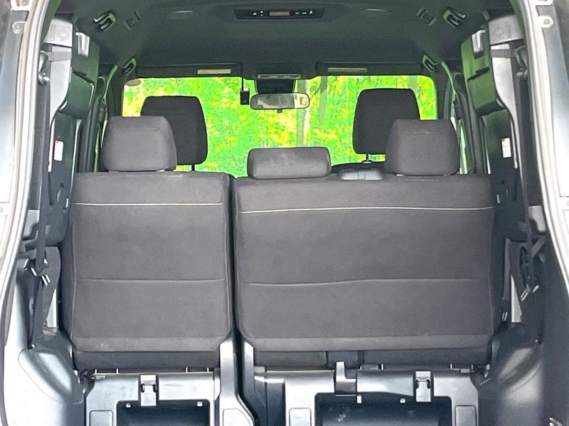 2017 Toyota Noah DBA-ZRR80G (UW-6a5ee4fccecda)[29]