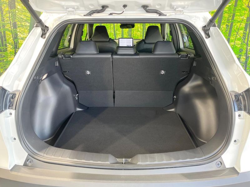 2024 Toyota Corolla Cross 6AA-ZVG13 (UW-6a5ee50e69e20)[11]