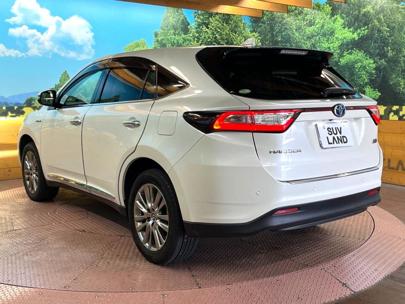 2017 Toyota Harrier Hybrid DAA-AVU65W (UW-6a60334052c54)[8]