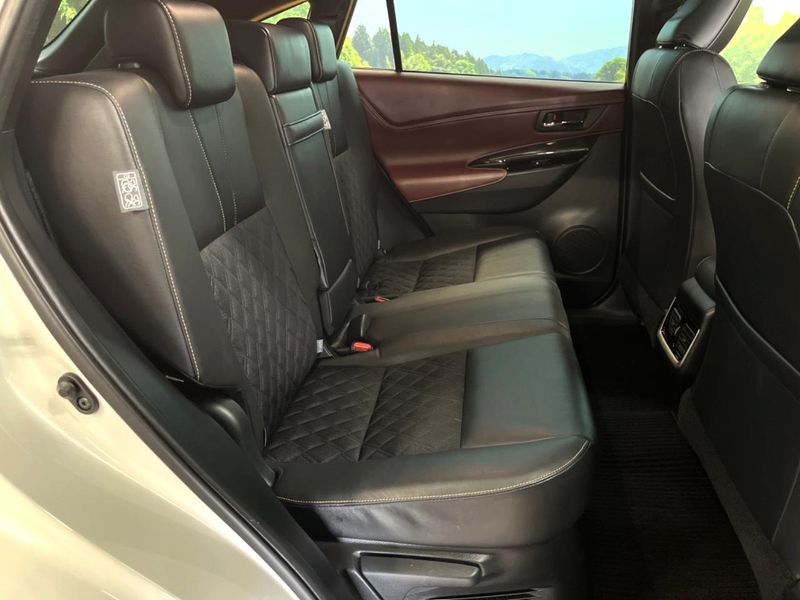 2017 Toyota Harrier Hybrid DAA-AVU65W (UW-6a60334052c54)[17]