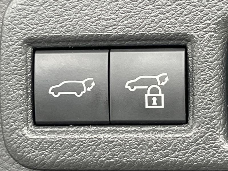 2021 Toyota Harrier Hybrid 6AA-AXUH85 (UW-6a603355d0a18)[9]