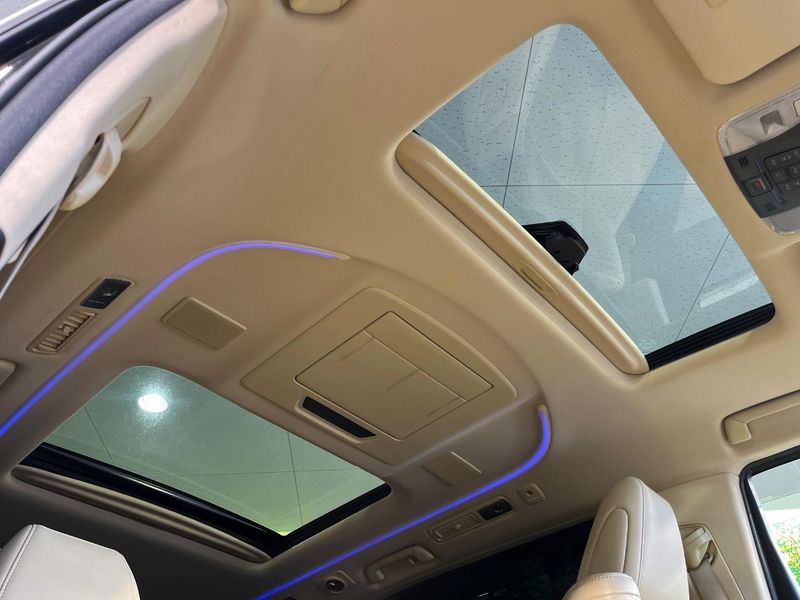 2018 Toyota Alphard Hybrid DAA-AYH30W (UW-6a60335a85a78)[5]